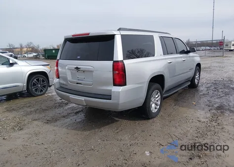 2017 Chevrolet Suburban Lt z USA, uszkodzony, nr VIN 1GNSKHKC4HR277483